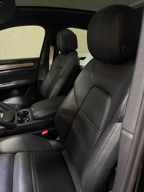 2023 Porsche Cayenne Cayenne