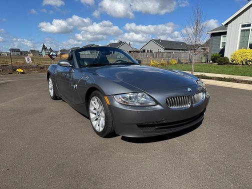 Titanium Silver Metallic 2008 BMW Z4 3.0si Roadster