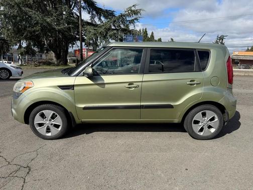 2013 Kia Soul +