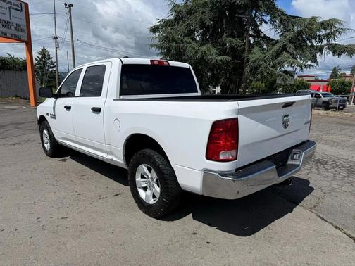 Bright White Clearcoat 2017 RAM 1500 Tradesman