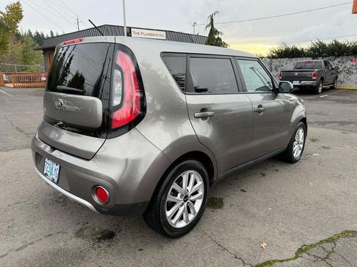 2018 Kia Soul +
