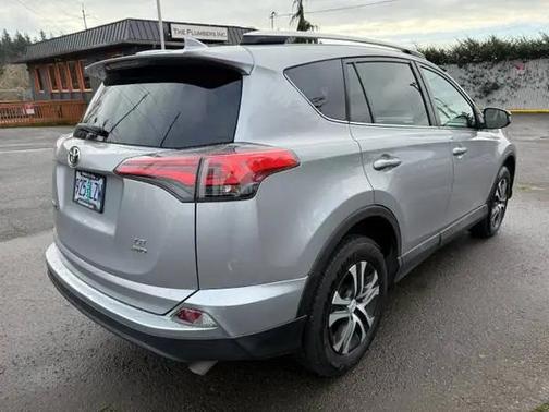 Silver Sky Metallic 2016 Toyota RAV4 LE