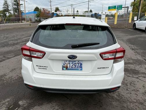 2019 Subaru Impreza 2.0i