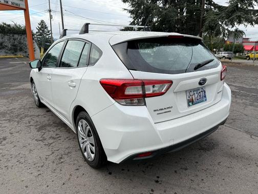 2019 Subaru Impreza 2.0i