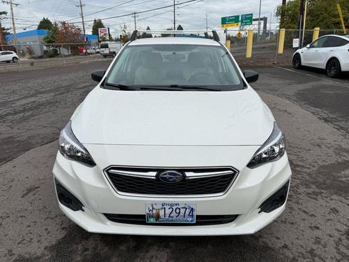 2019 Subaru Impreza 2.0i