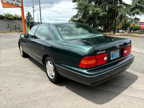 1998 Lexus LS 400 Base