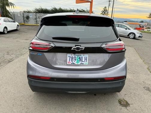 2022 Chevrolet Bolt EV FWD 2LT