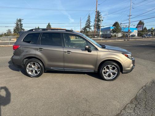 2017 Subaru Forester 2.5i Touring