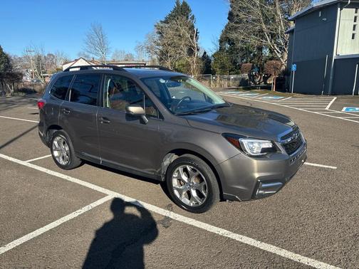 2017 Subaru Forester 2.5i Touring