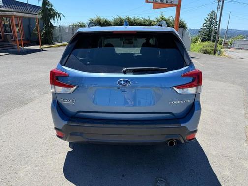 Horizon Blue Pearl 2019 Subaru Forester Limited
