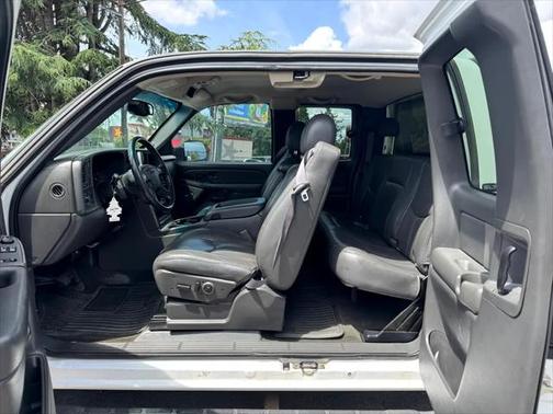 2005 GMC Sierra 2500 SLT H/D Extended Cab