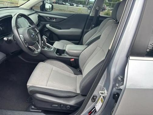 Ice Silver Metallic 2020 Subaru Outback Premium