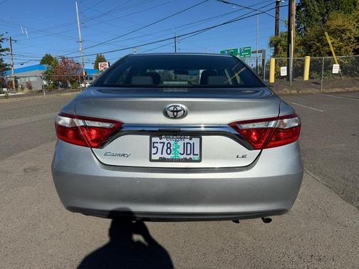 2016 Toyota Camry XLE