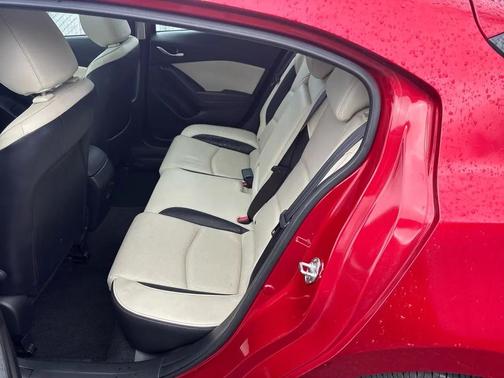 2014 Mazda Mazda3 s Grand Touring