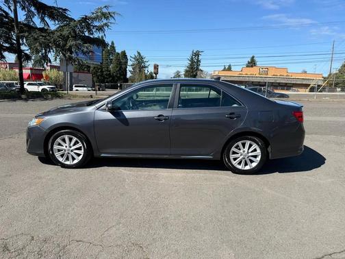Magnetic Gray Metallic 2012 Toyota Camry XLE