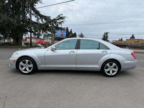 Silver 2010 Mercedes-Benz S-Class 4MATIC