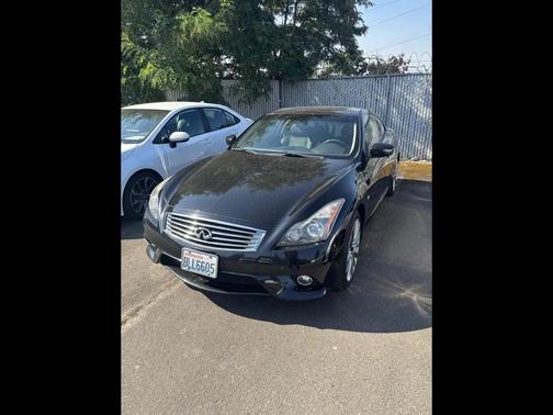 Black Obsidian 2014 INFINITI Q60 Sport