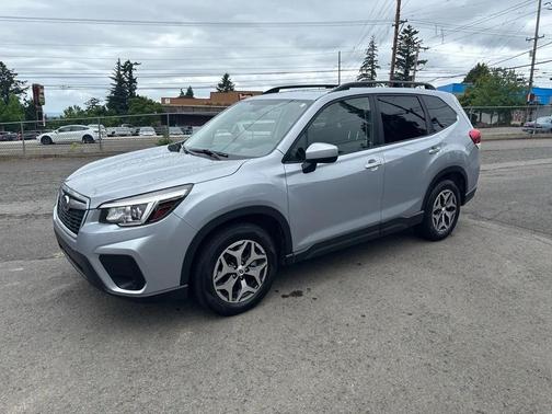 Ice Silver Metallic 2020 Subaru Forester Premium