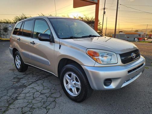 2005 Toyota RAV4 Base