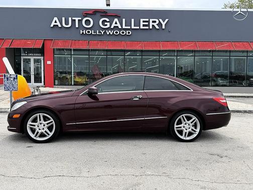 Maroon 2011 Mercedes-Benz E-Class Panoramic Roof LOW MILES