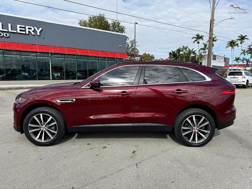 2017 Jaguar F-PACE 35t Prestige