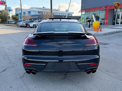 2015 Porsche Panamera Turbo S