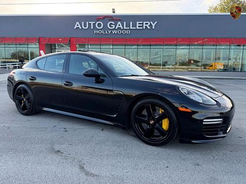2015 Porsche Panamera Turbo S