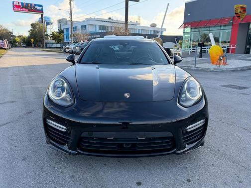 2015 Porsche Panamera Turbo S
