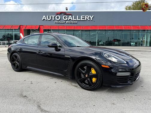 2015 Porsche Panamera Turbo S