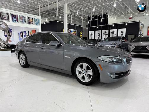 2012 BMW 528 