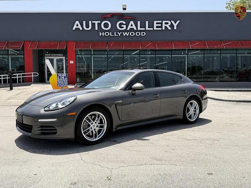Gray 2014 Porsche Panamera 4