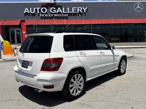 White 2012 Mercedes-Benz GLK-Class GLK 350