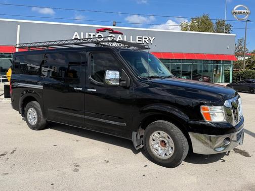 2015 Nissan NV Passenger NV3500 HD SL V8