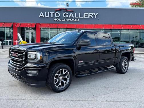 Onyx Black 2017 GMC Sierra 1500 SLT