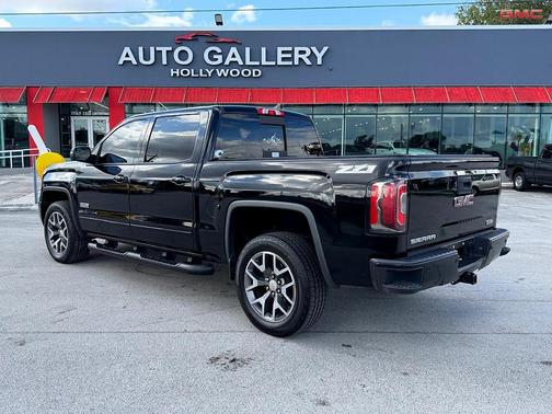 Onyx Black 2017 GMC Sierra 1500 SLT