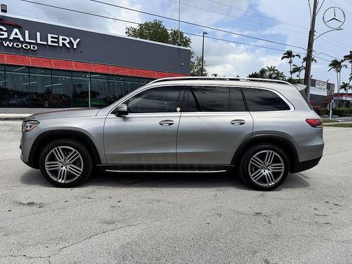 Beige 2021 Mercedes-Benz GLS 450 4MATIC
