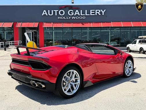 2019 Lamborghini Huracan LP580-2S