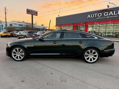2019 Jaguar XJ XJL Portfolio