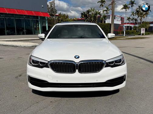 2020 BMW 530 