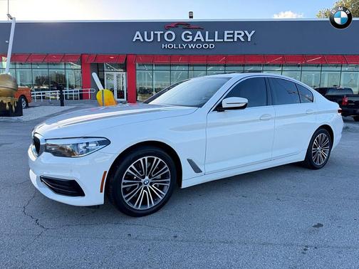 2020 BMW 530 530i