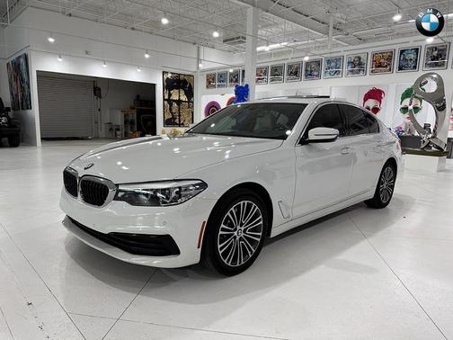 2020 BMW 530 