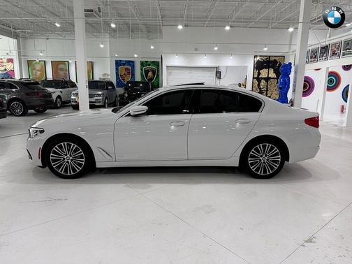2020 BMW 530 530i