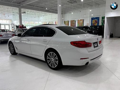 2020 BMW 530 530i
