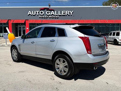 Radiant Silver Metallic 2015 Cadillac SRX Luxury Collection