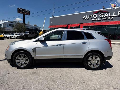 Radiant Silver Metallic 2015 Cadillac SRX Luxury Collection