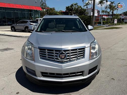 Radiant Silver Metallic 2015 Cadillac SRX Luxury Collection