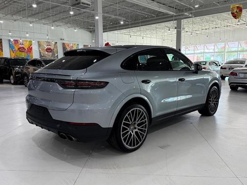 2021 Porsche Cayenne AWD  Panoramic Roof