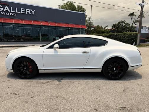 White 2010 Bentley Continental GT Base
