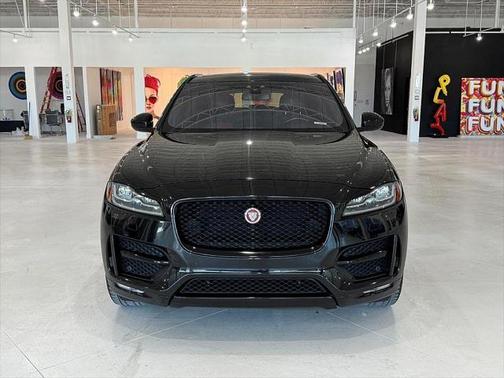 2017 Jaguar F-PACE 35t R-Sport