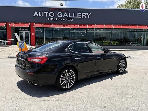 Black 2015 Maserati Ghibli Base